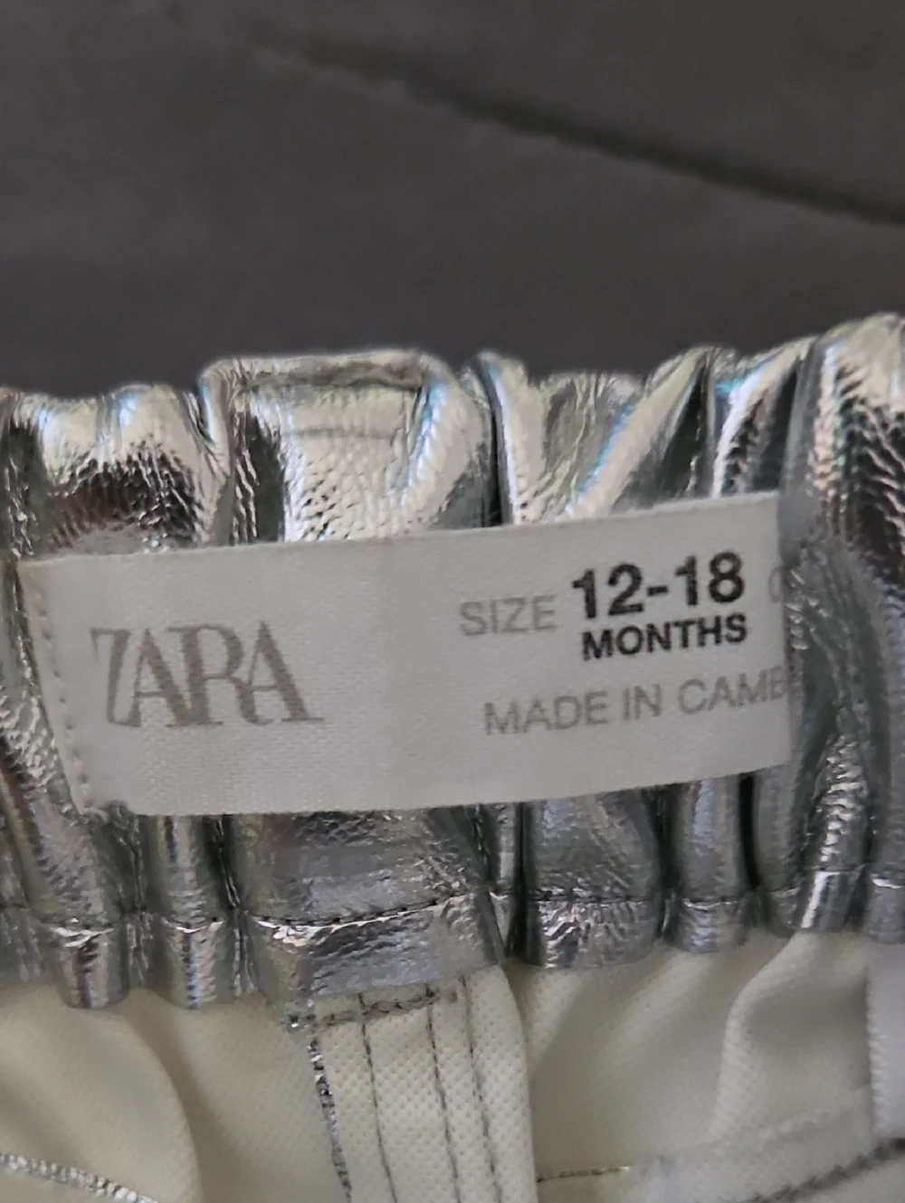 ZARA Kids Metallic Silver Mini Skirt - Picture 6 of 6